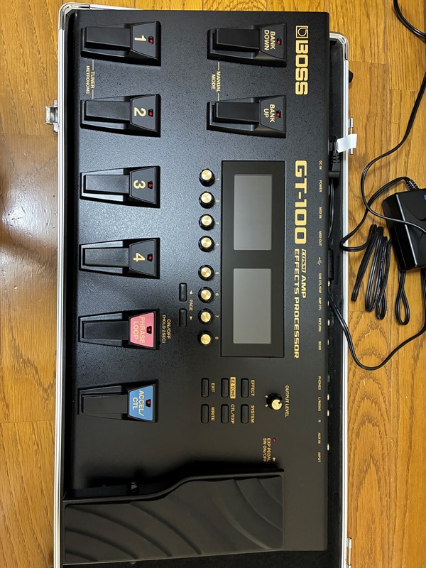BOSS GT-100の画像